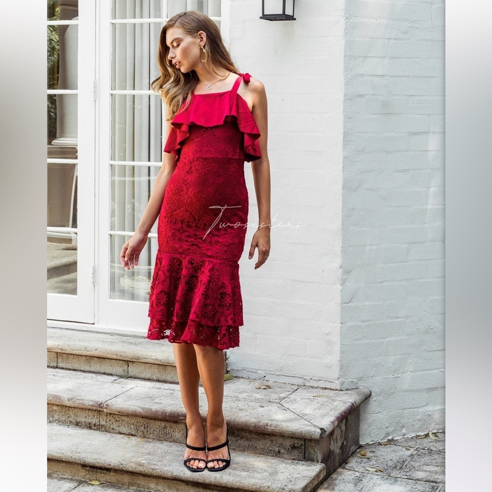 Two sisters The Label Mallory Dress Crochet Lace Midi Dress Size 2 | XS